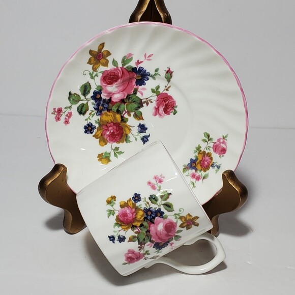 The Butchant Gardens Demitasse Teacup and Saucer Small - Picture 4 of 7